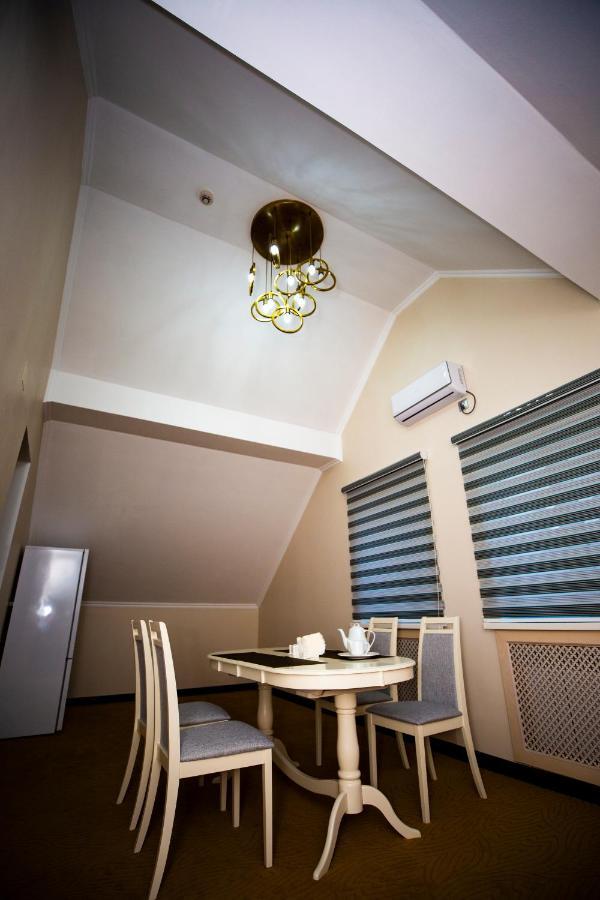 Sulo Atyrau Hotel Exteriör bild